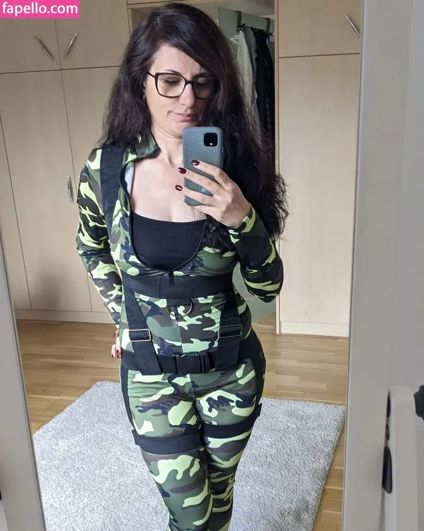 Hotwifehunny Onlyfans Photo Gallery 