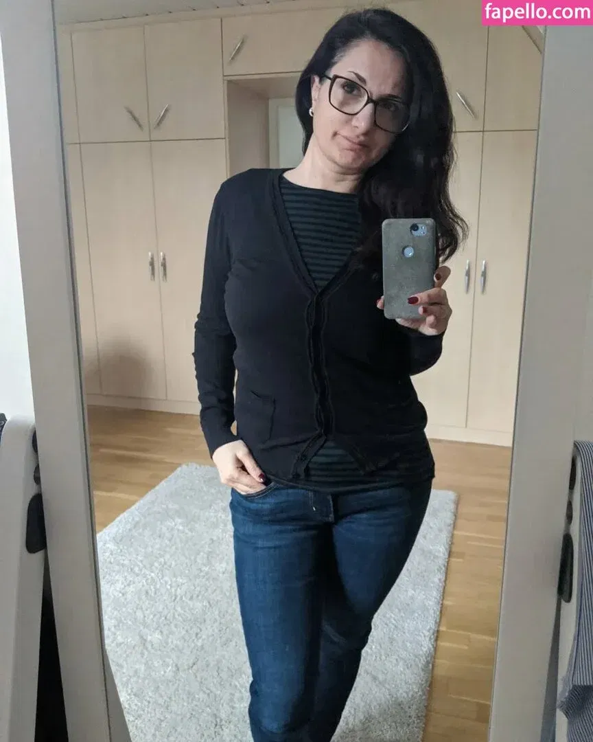 Hotwifehunny Onlyfans Photo Gallery 