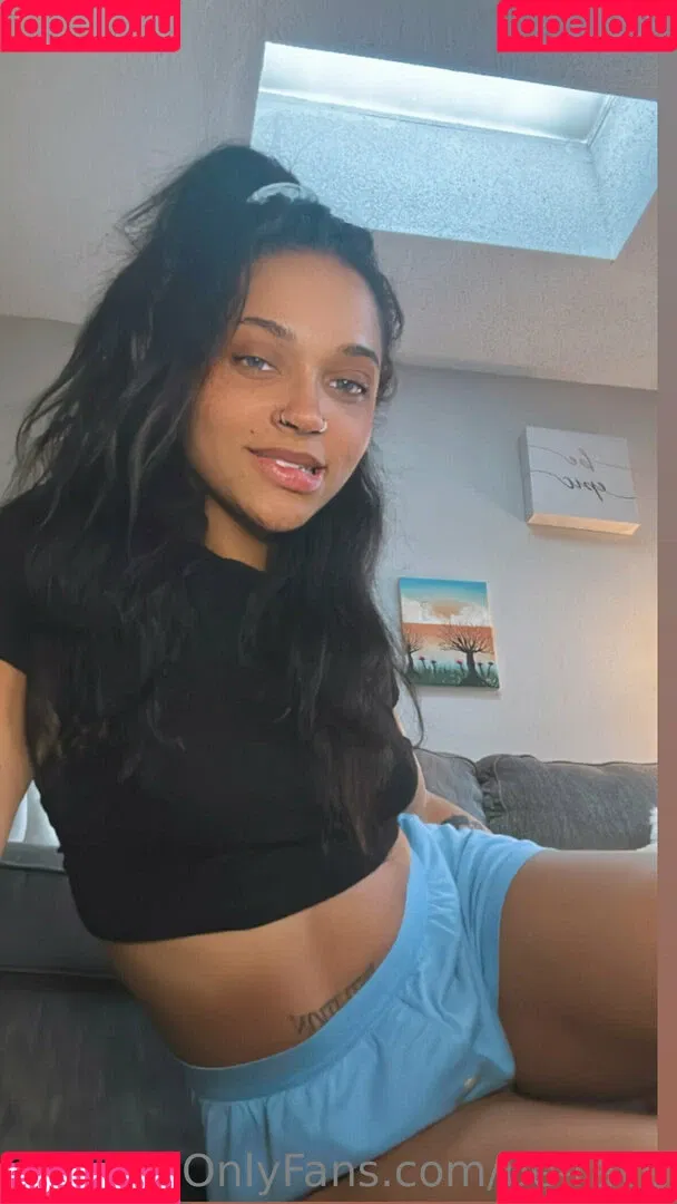 be-rave Onlyfans Photo Gallery 