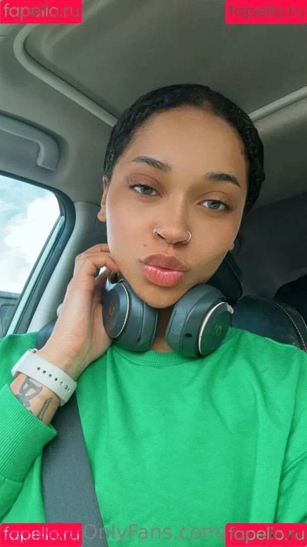 be-rave Onlyfans Photo Gallery 
