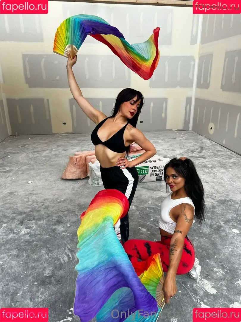 be-rave Onlyfans Photo Gallery 