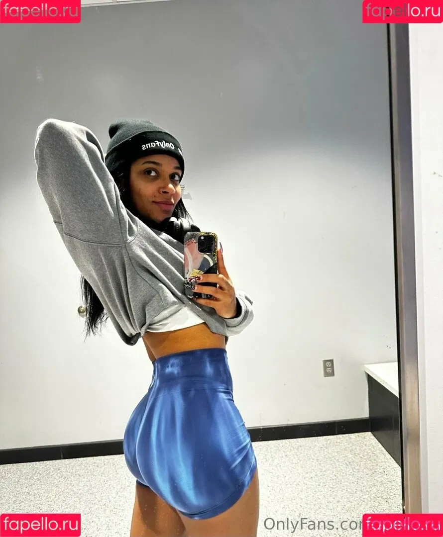 be-rave Onlyfans Photo Gallery 