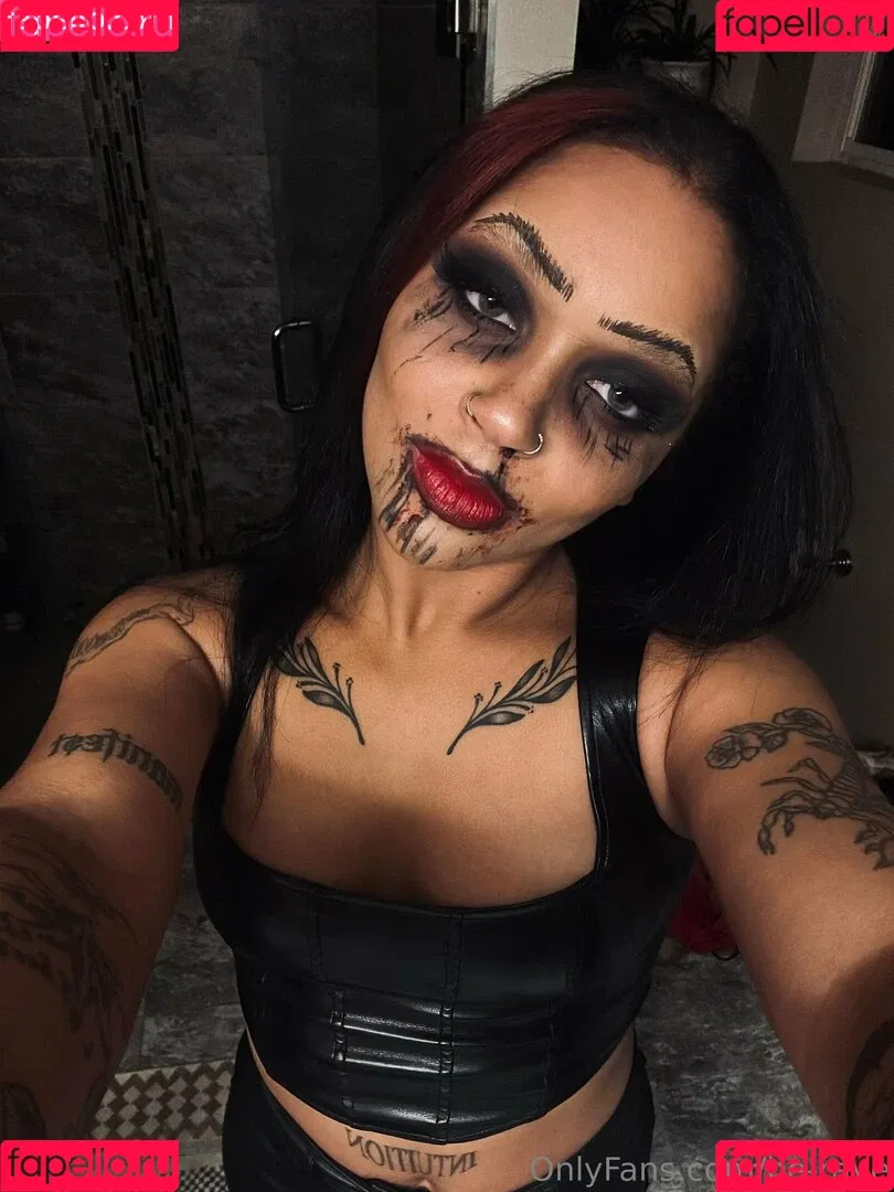 be-rave Onlyfans Photo Gallery 