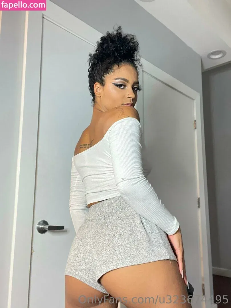 be-rave Onlyfans Photo Gallery 