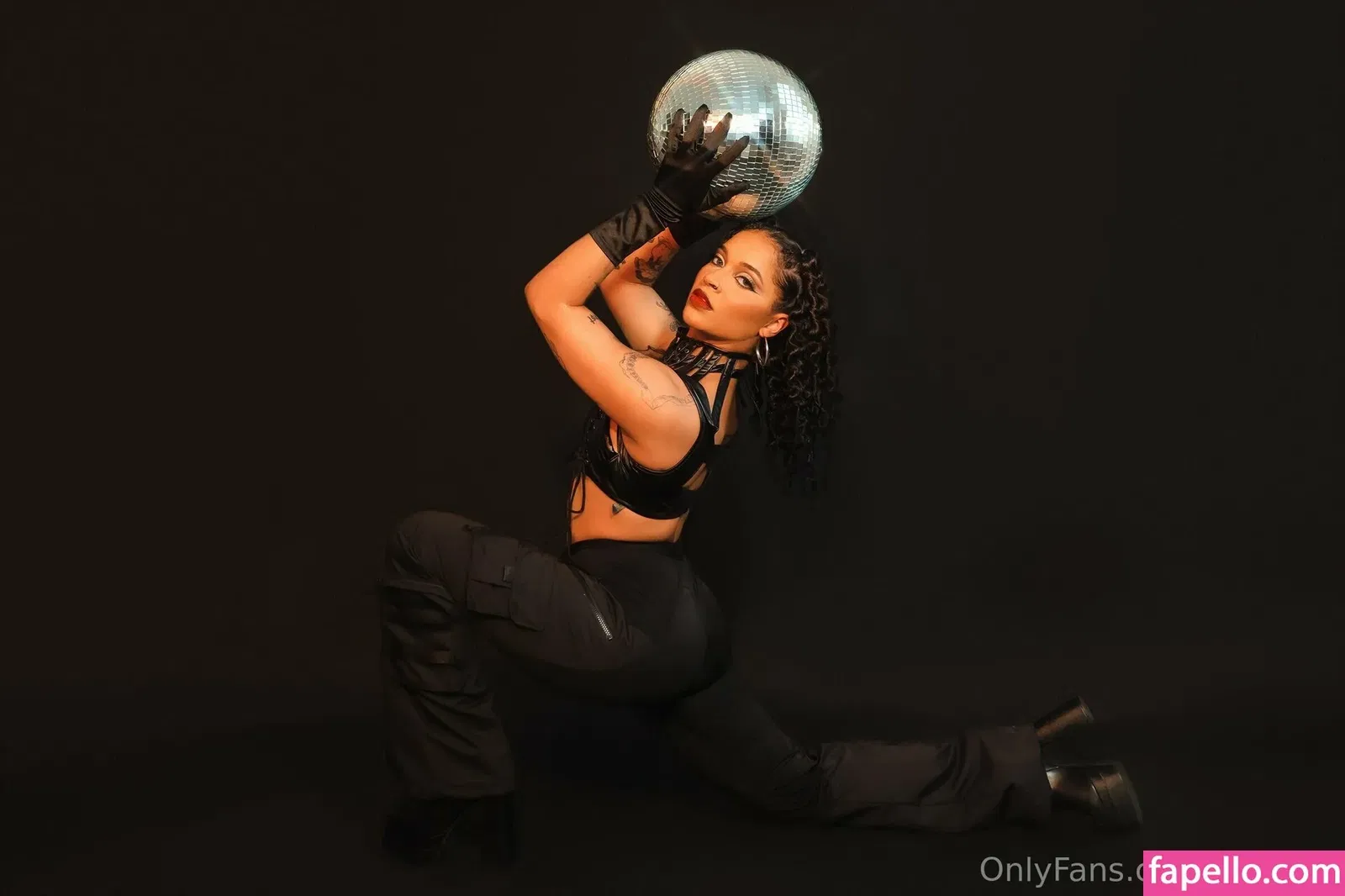 be-rave Onlyfans Photo Gallery 