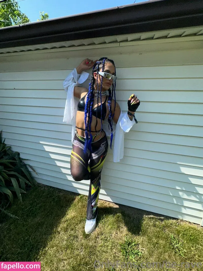 be-rave Onlyfans Photo Gallery 