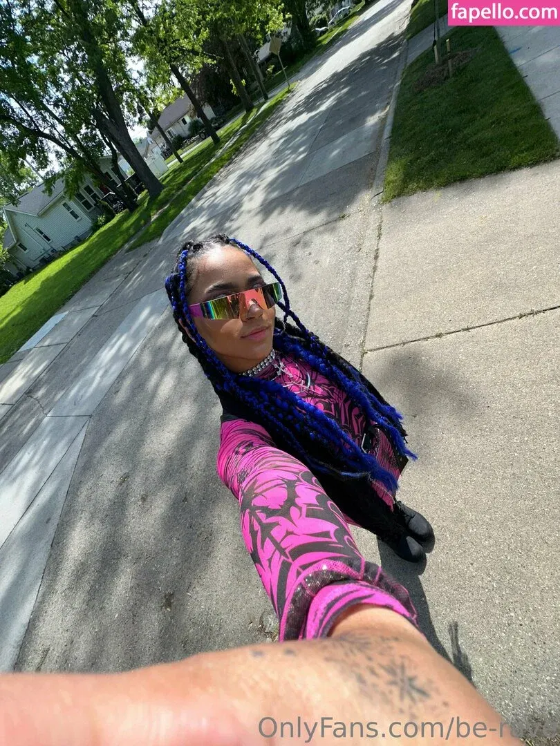 be-rave Onlyfans Photo Gallery 