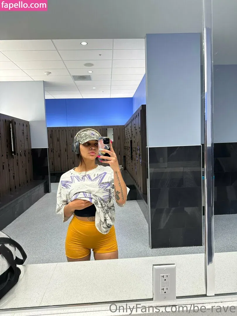 be-rave Onlyfans Photo Gallery 