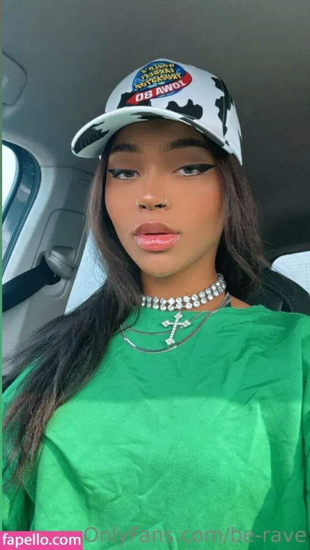 be-rave Onlyfans Photo Gallery 