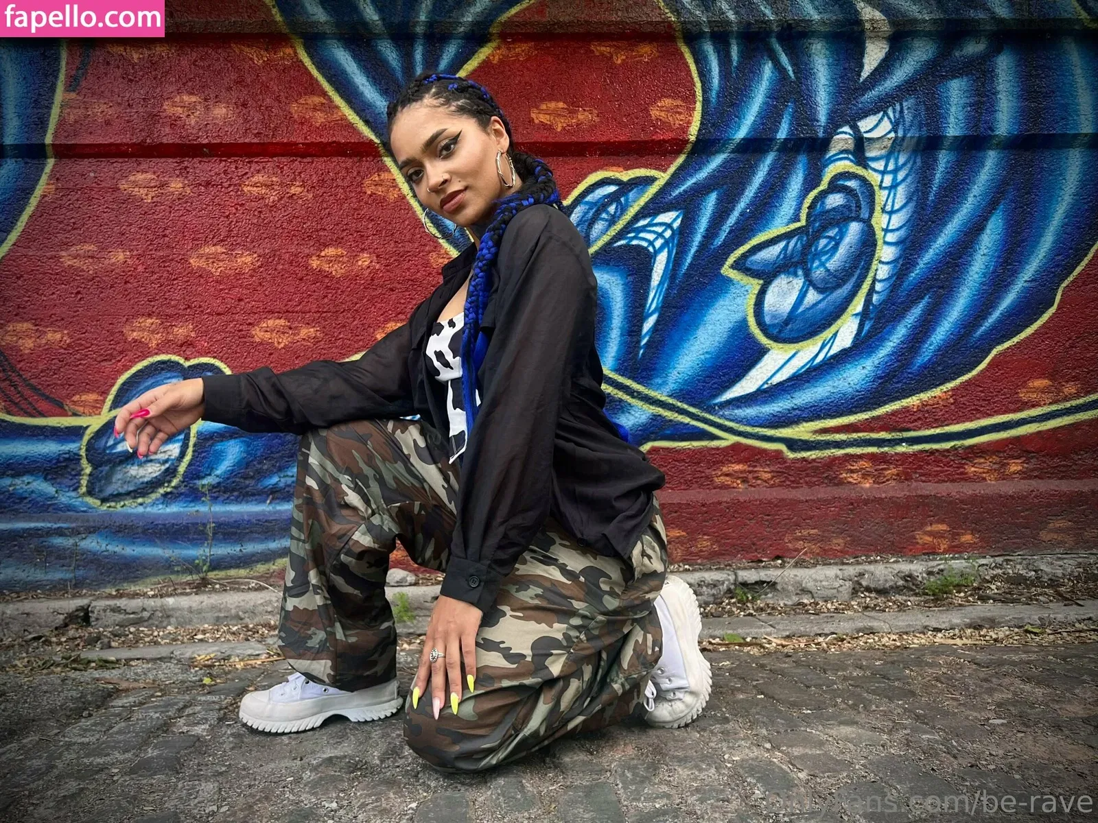 be-rave Onlyfans Photo Gallery 