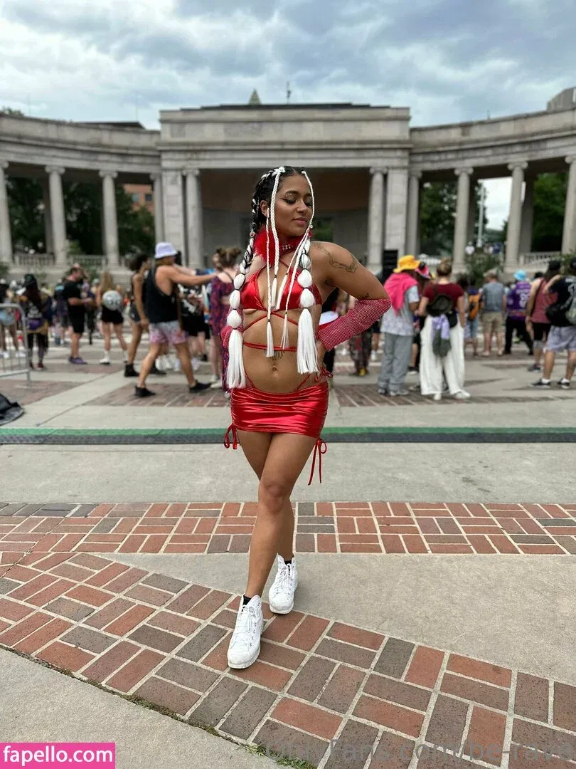 be-rave Onlyfans Photo Gallery 