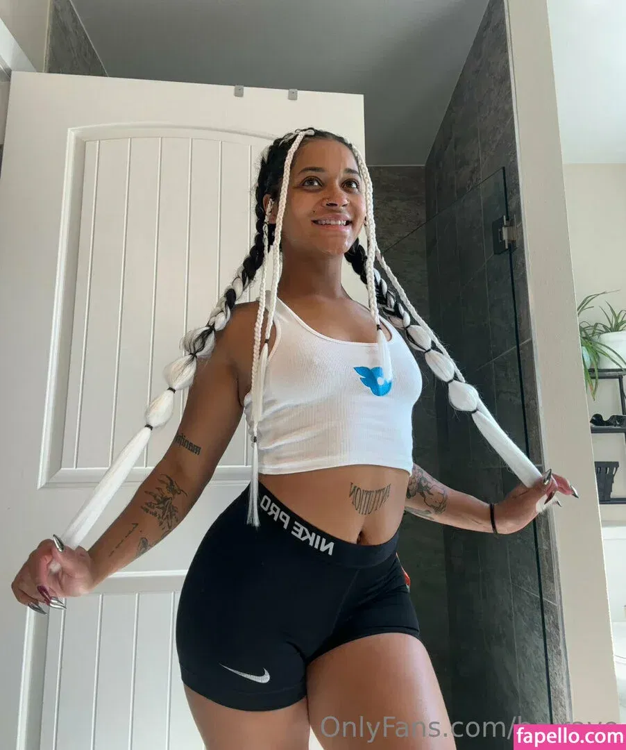 be-rave Onlyfans Photo Gallery 