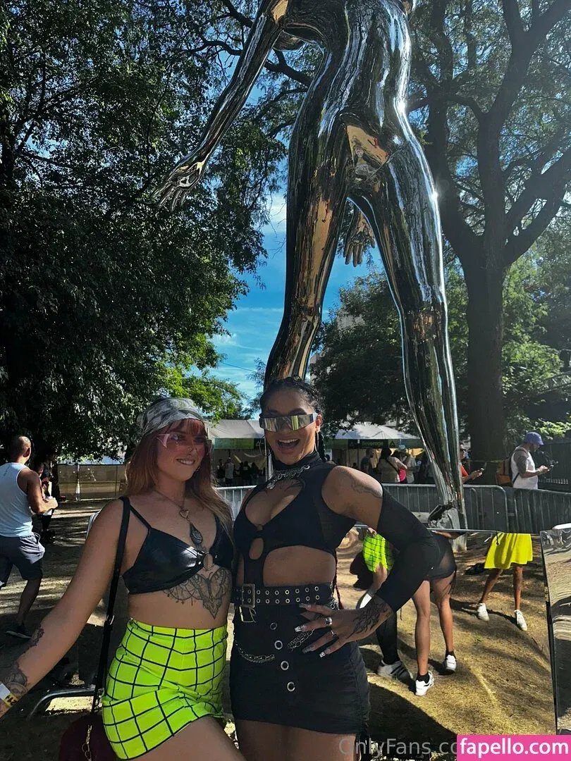 be-rave Onlyfans Photo Gallery 