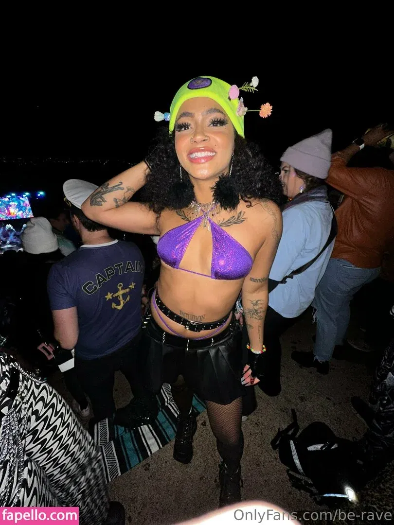 be-rave Onlyfans Photo Gallery 