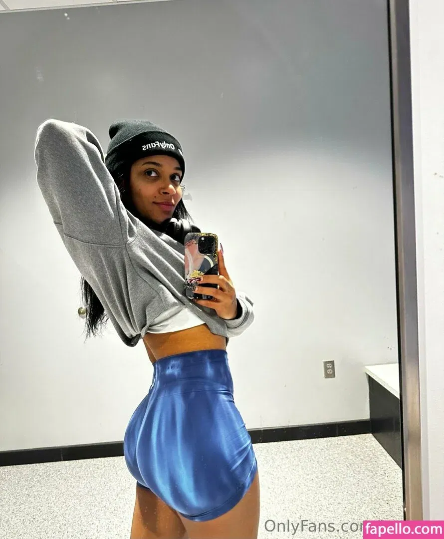 be-rave Onlyfans Photo Gallery 