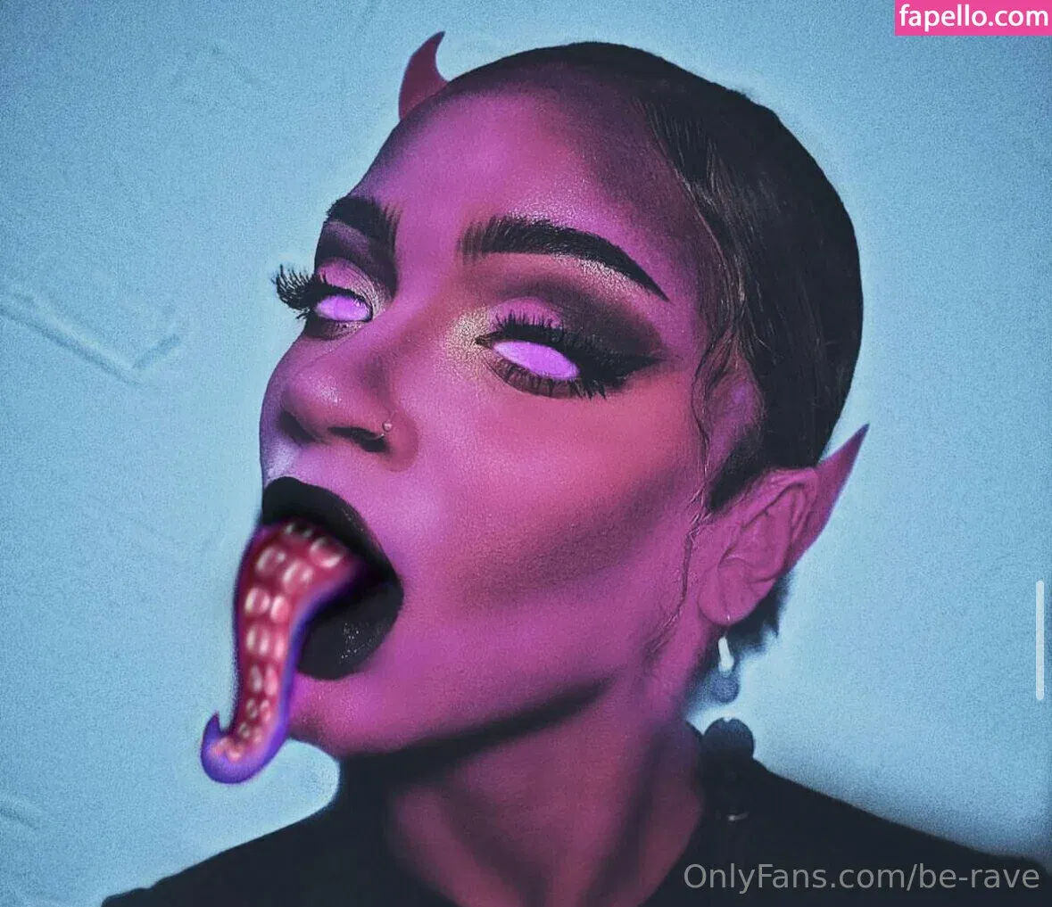 be-rave Onlyfans Photo Gallery 