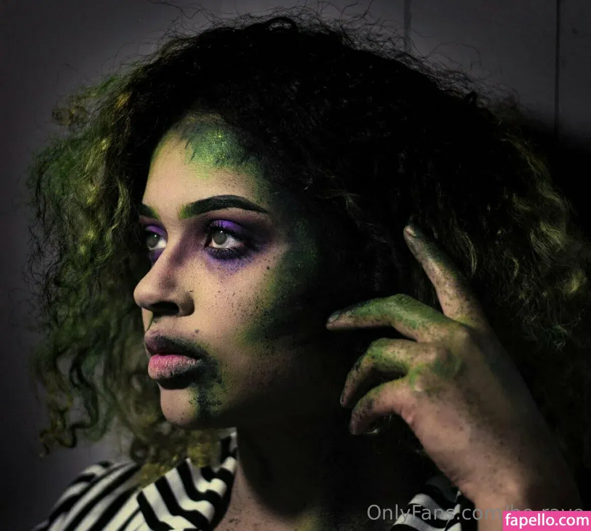 be-rave Onlyfans Photo Gallery 