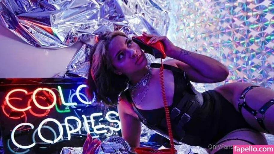 be-rave Onlyfans Photo Gallery 