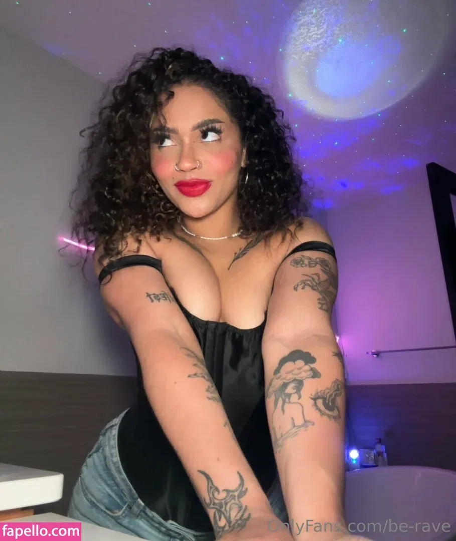 be-rave Onlyfans Photo Gallery 