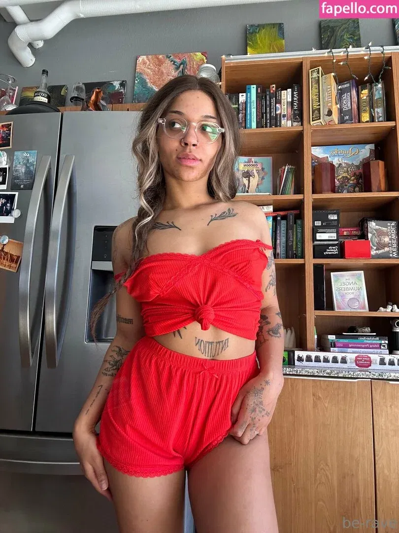 be-rave Onlyfans Photo Gallery 