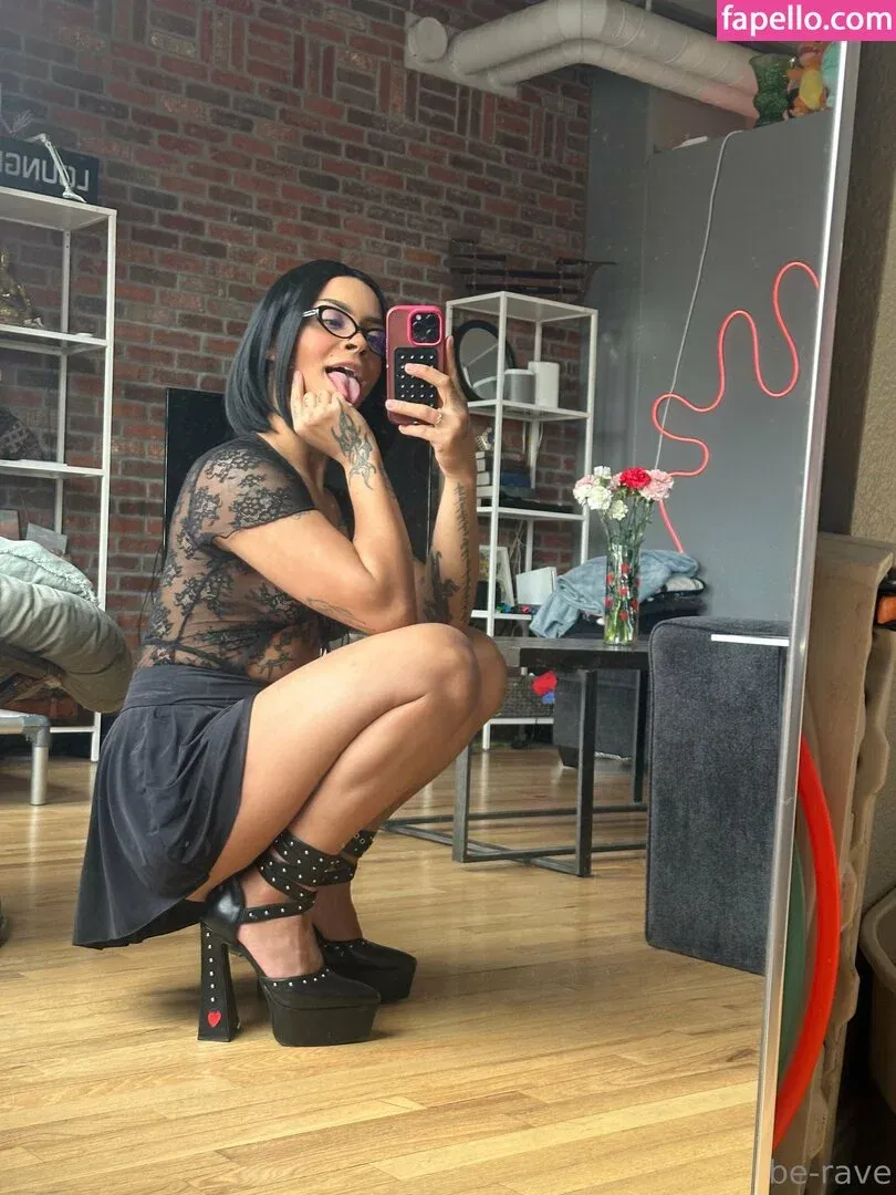 be-rave Onlyfans Photo Gallery 