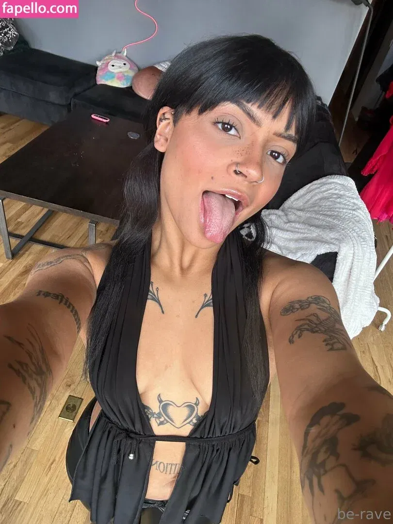 be-rave Onlyfans Photo Gallery 