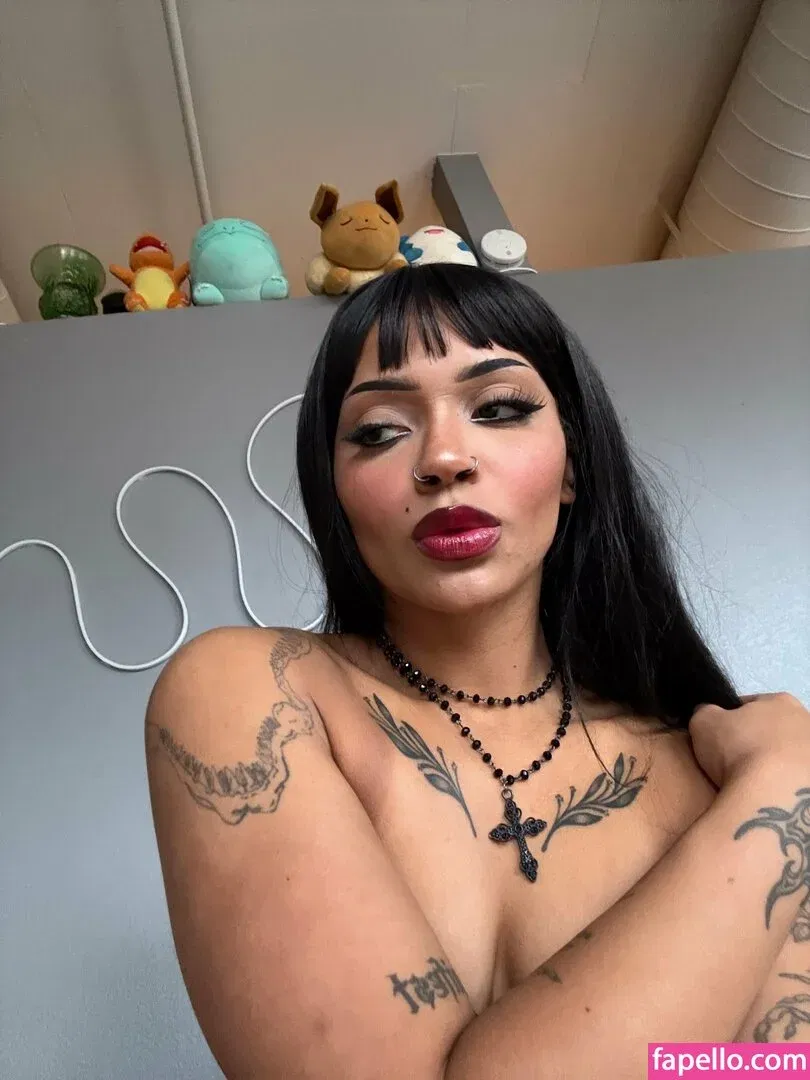 be-rave Onlyfans Photo Gallery 