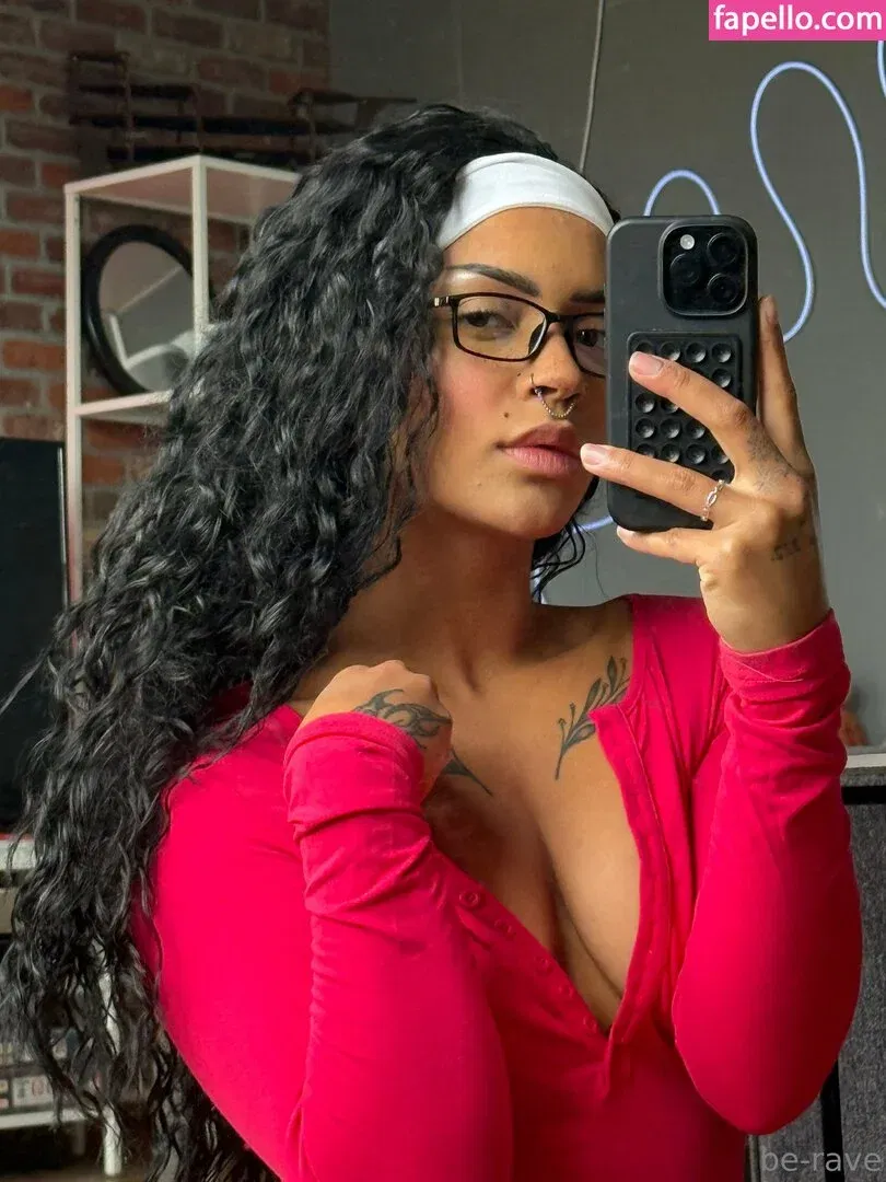 be-rave Onlyfans Photo Gallery 