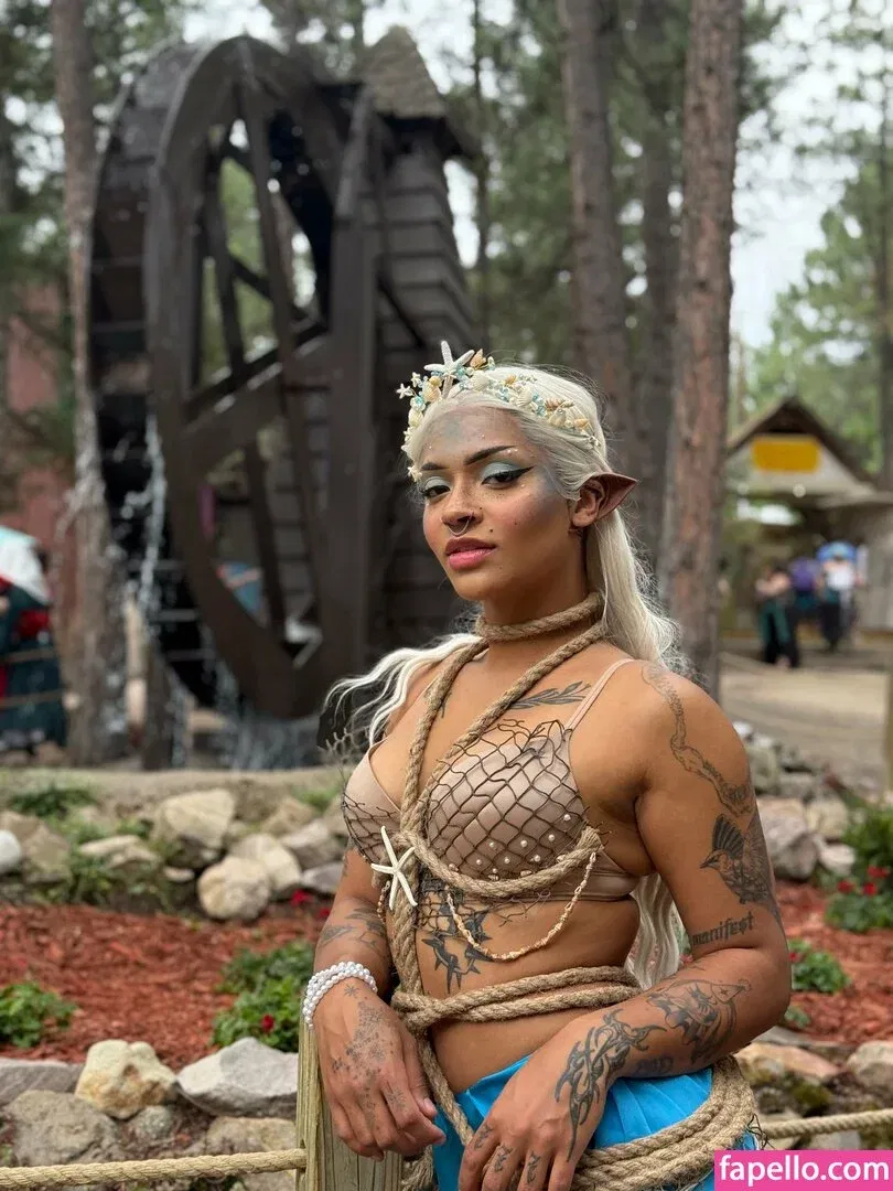 be-rave Onlyfans Photo Gallery 