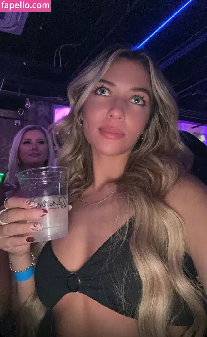 cierrabrickley Onlyfans Photo Gallery 