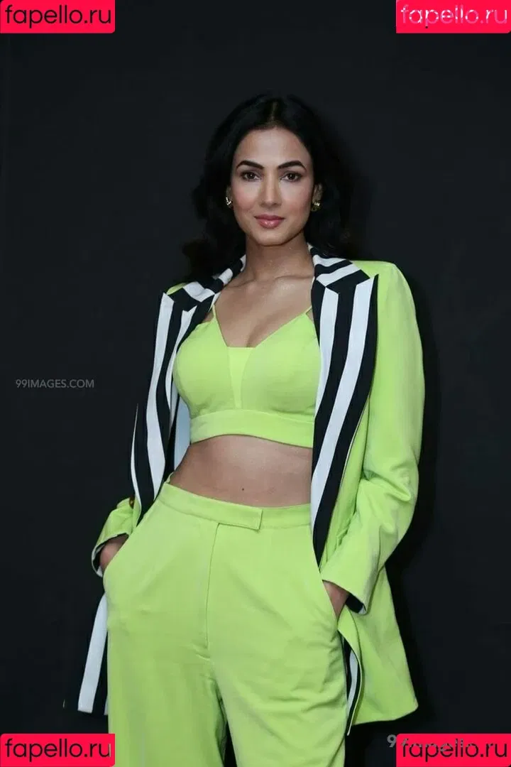 Sonal Chauhan Onlyfans Photo Gallery 