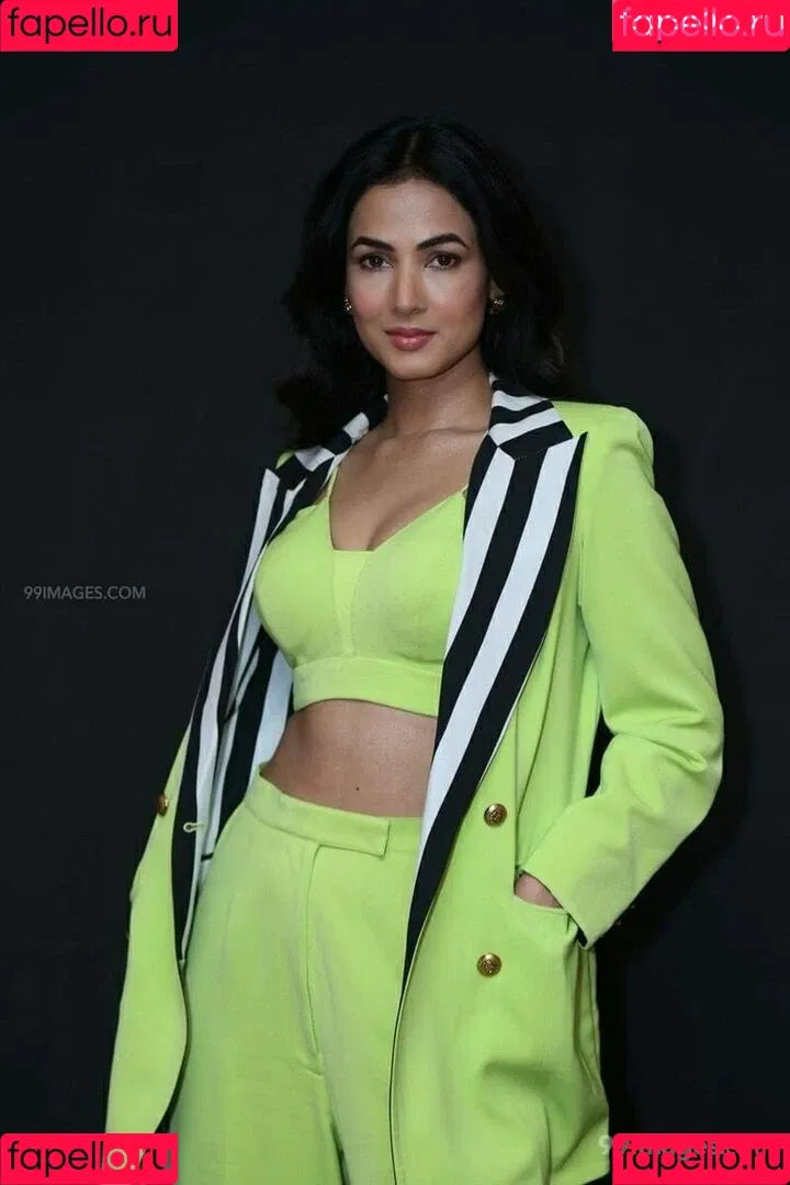 Sonal Chauhan Onlyfans Photo Gallery 