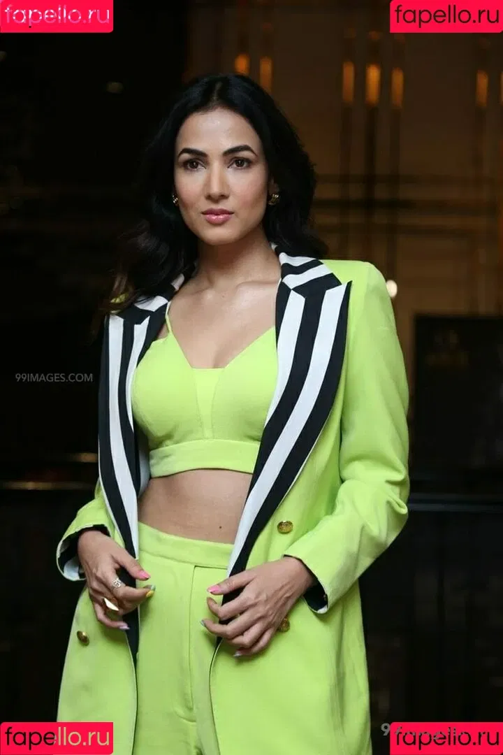 Sonal Chauhan Onlyfans Photo Gallery 