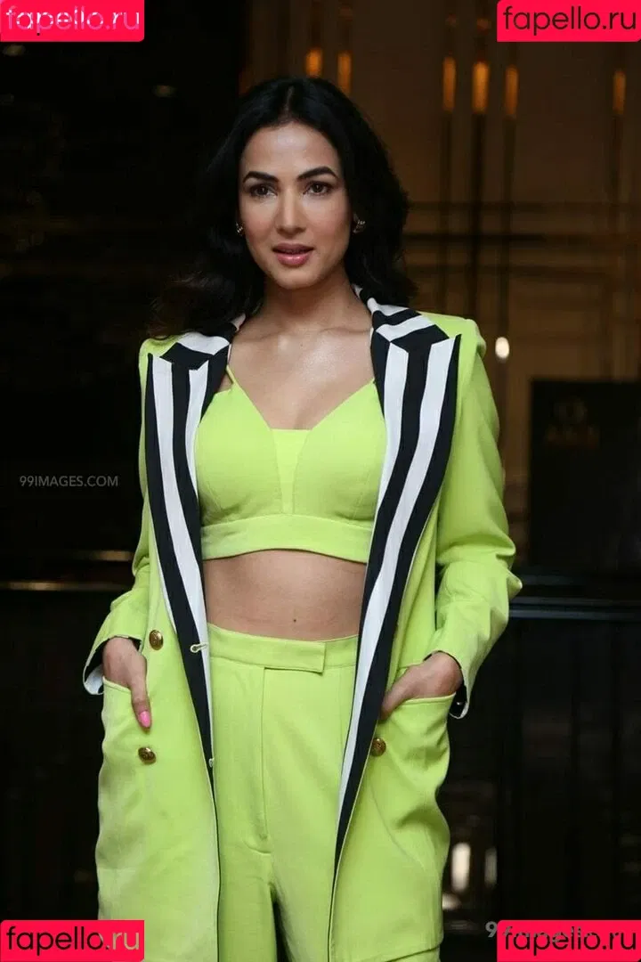 Sonal Chauhan Onlyfans Photo Gallery 