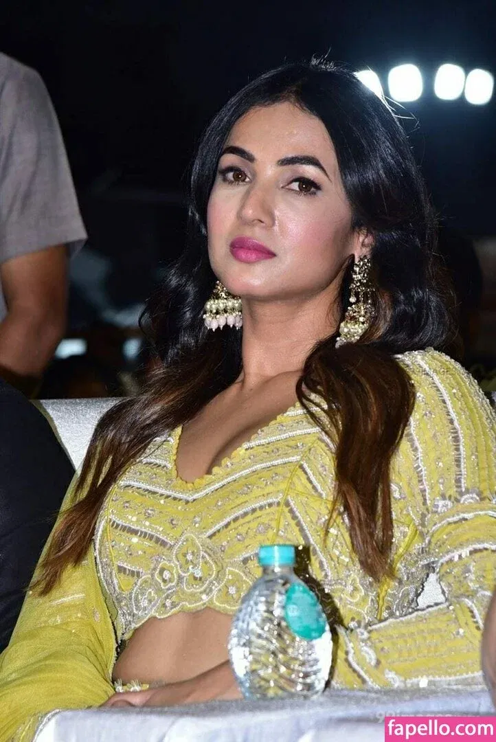 Sonal Chauhan Onlyfans Photo Gallery 
