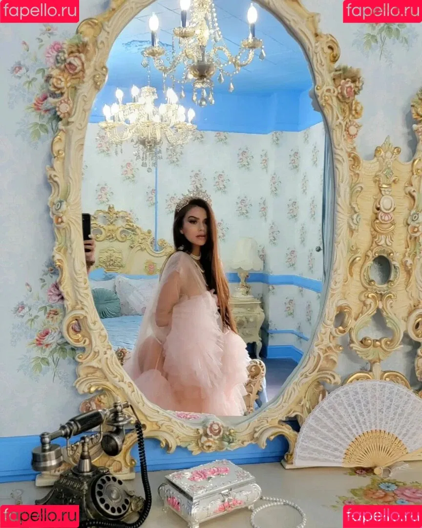 adelinesofficial Onlyfans Photo Gallery 