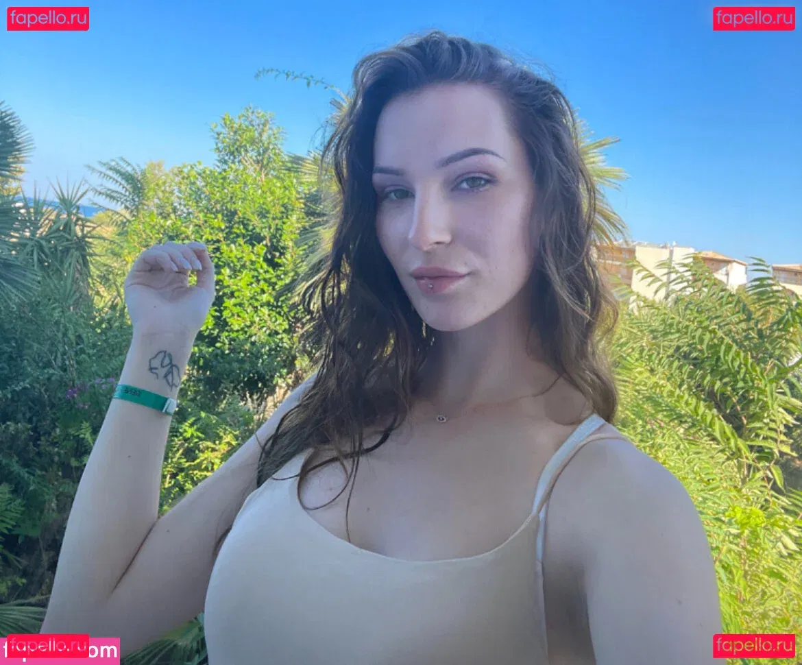 Lu_Lux Onlyfans Photo Gallery 