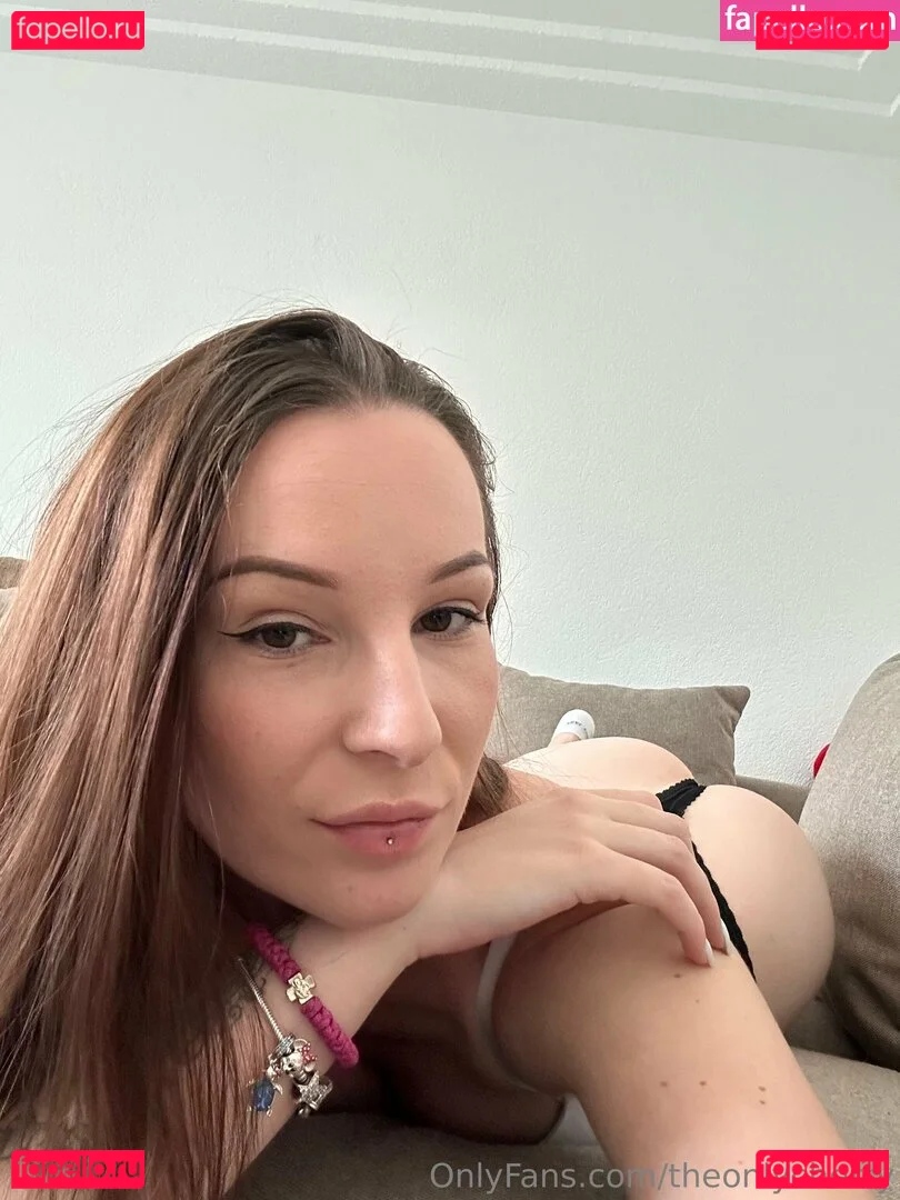 Lu_Lux Onlyfans Photo Gallery 