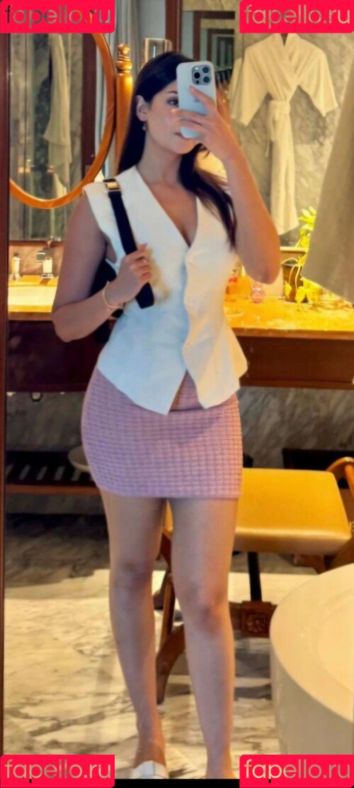 Yesha Sagar Onlyfans Photo Gallery 