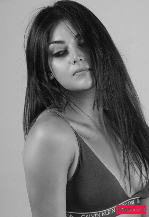 Yesha Sagar Nude Onlyfans Photo 48