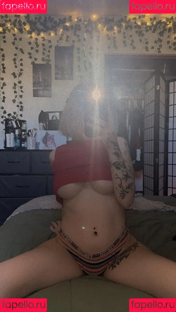 KittenTheNerd Onlyfans Photo Gallery 