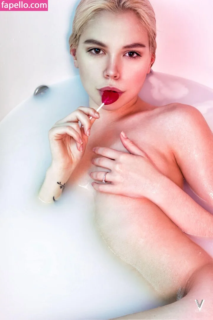 myersquatss Onlyfans Photo Gallery 