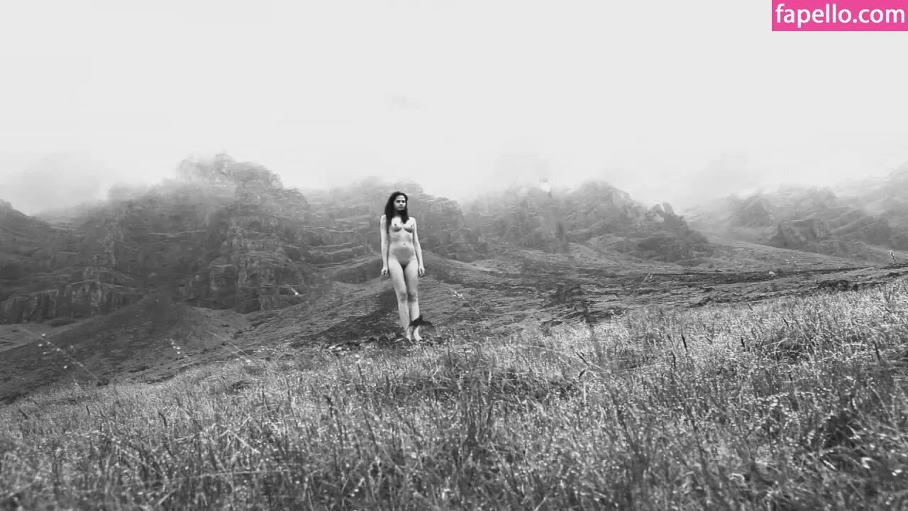 Hana Nitsche Onlyfans Photo Gallery 