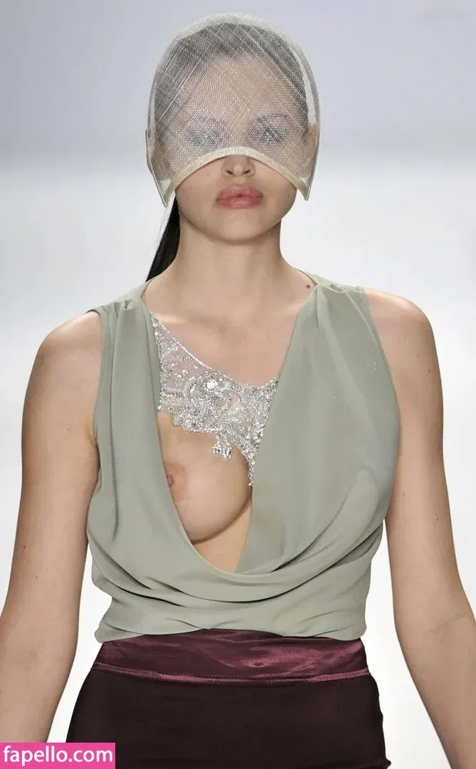 Hana Nitsche Onlyfans Photo Gallery 