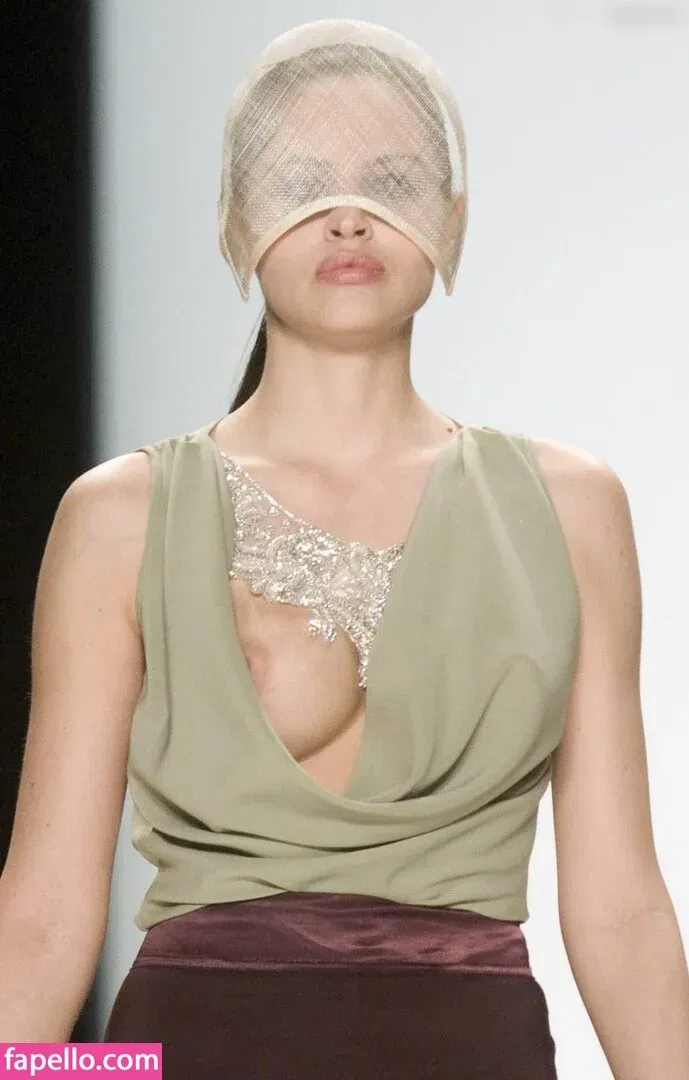 Hana Nitsche Onlyfans Photo Gallery 