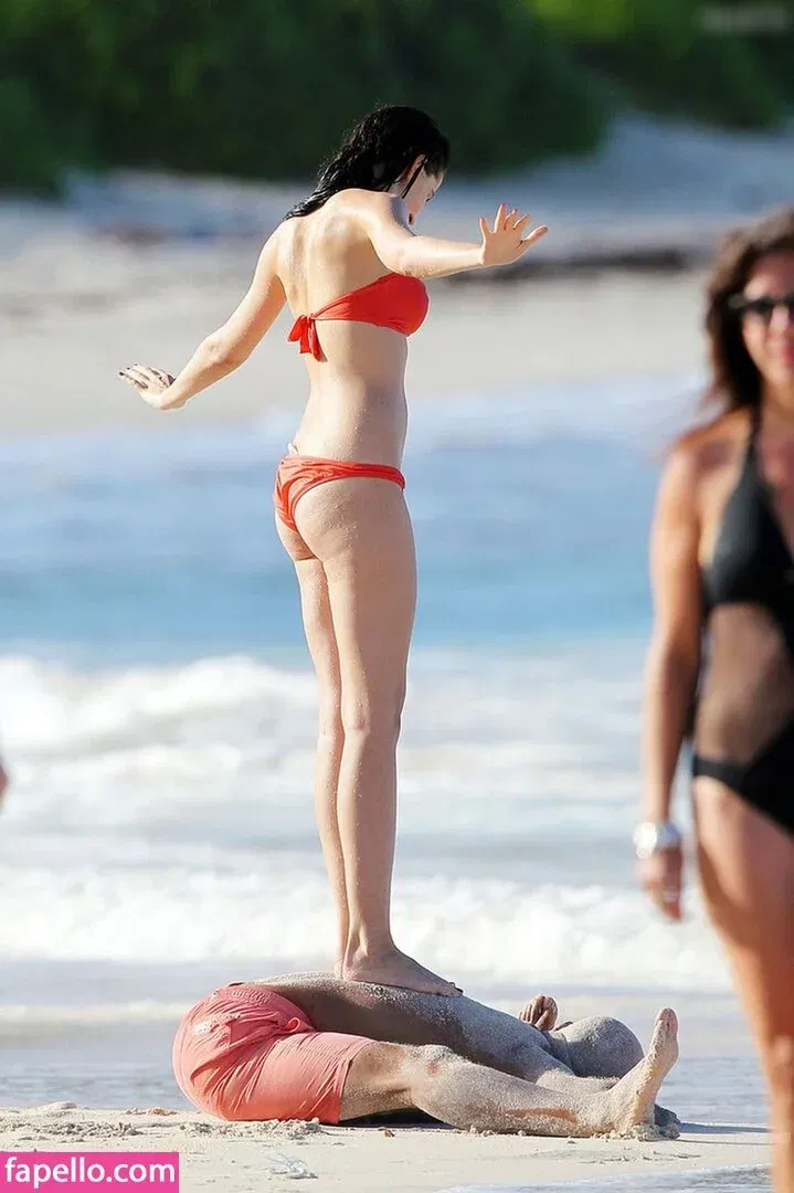 Hana Nitsche Onlyfans Photo Gallery 