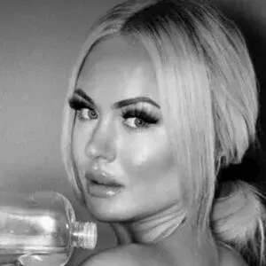 louslx Onlyfans Photo Gallery 