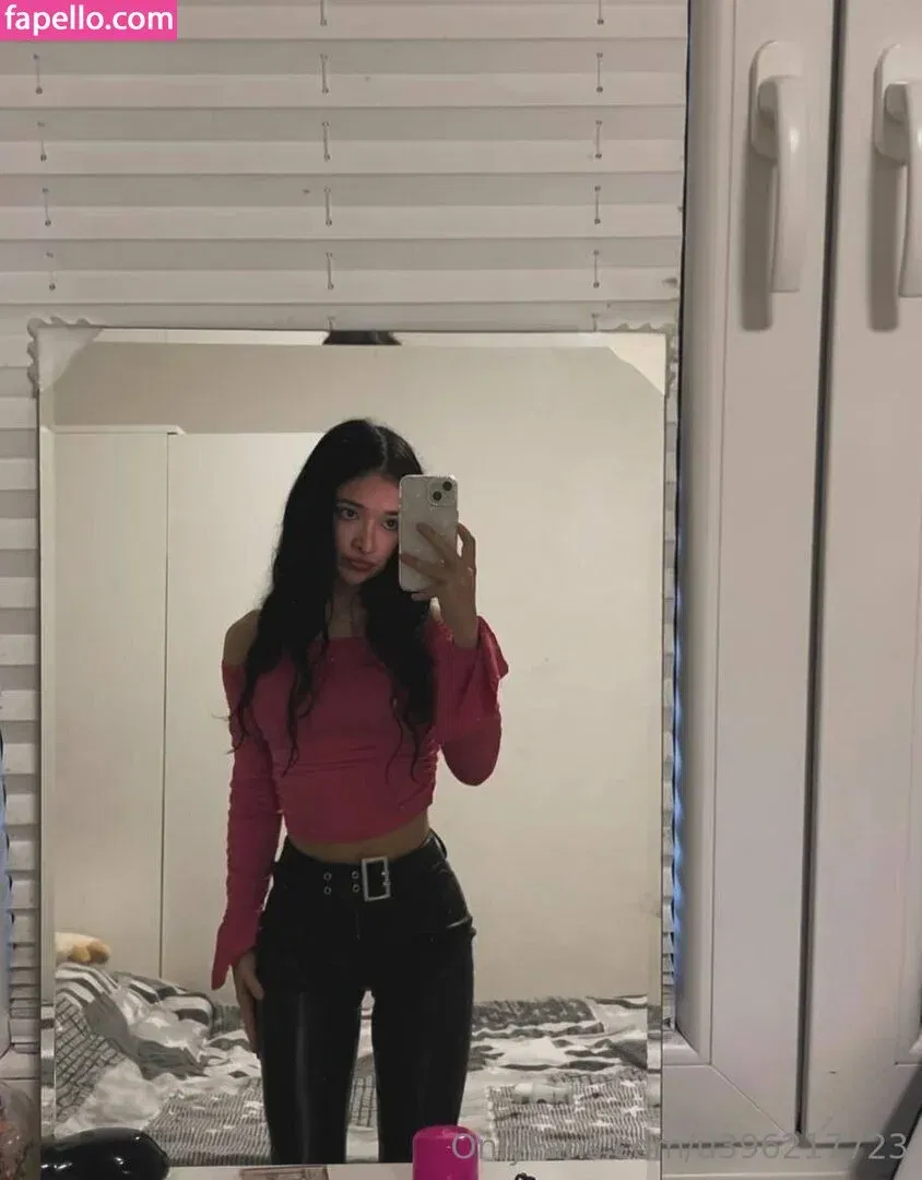 steph_18y.o Onlyfans Photo Gallery 