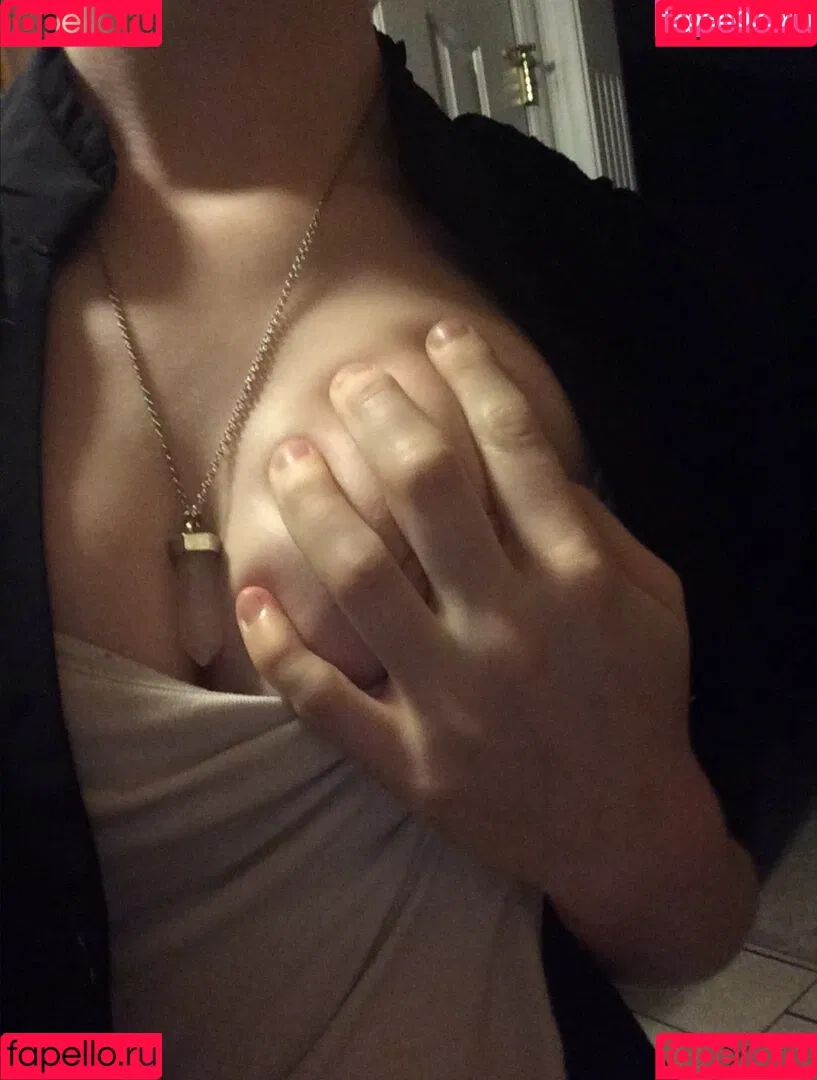Slut4Werewolves Onlyfans Photo Gallery 