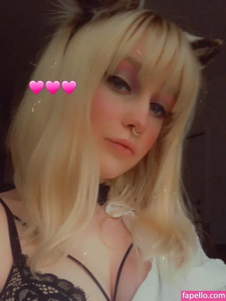 Slut4Werewolves Onlyfans Photo Gallery 